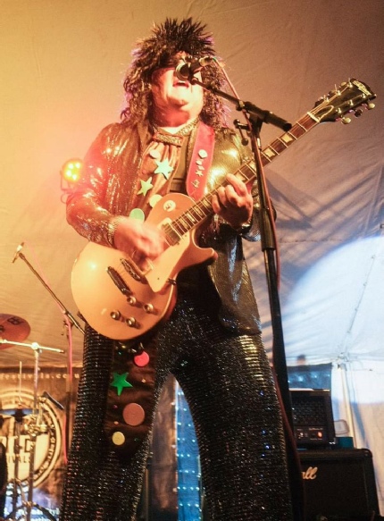 Slurred Glam Rock Ace Diamond pic